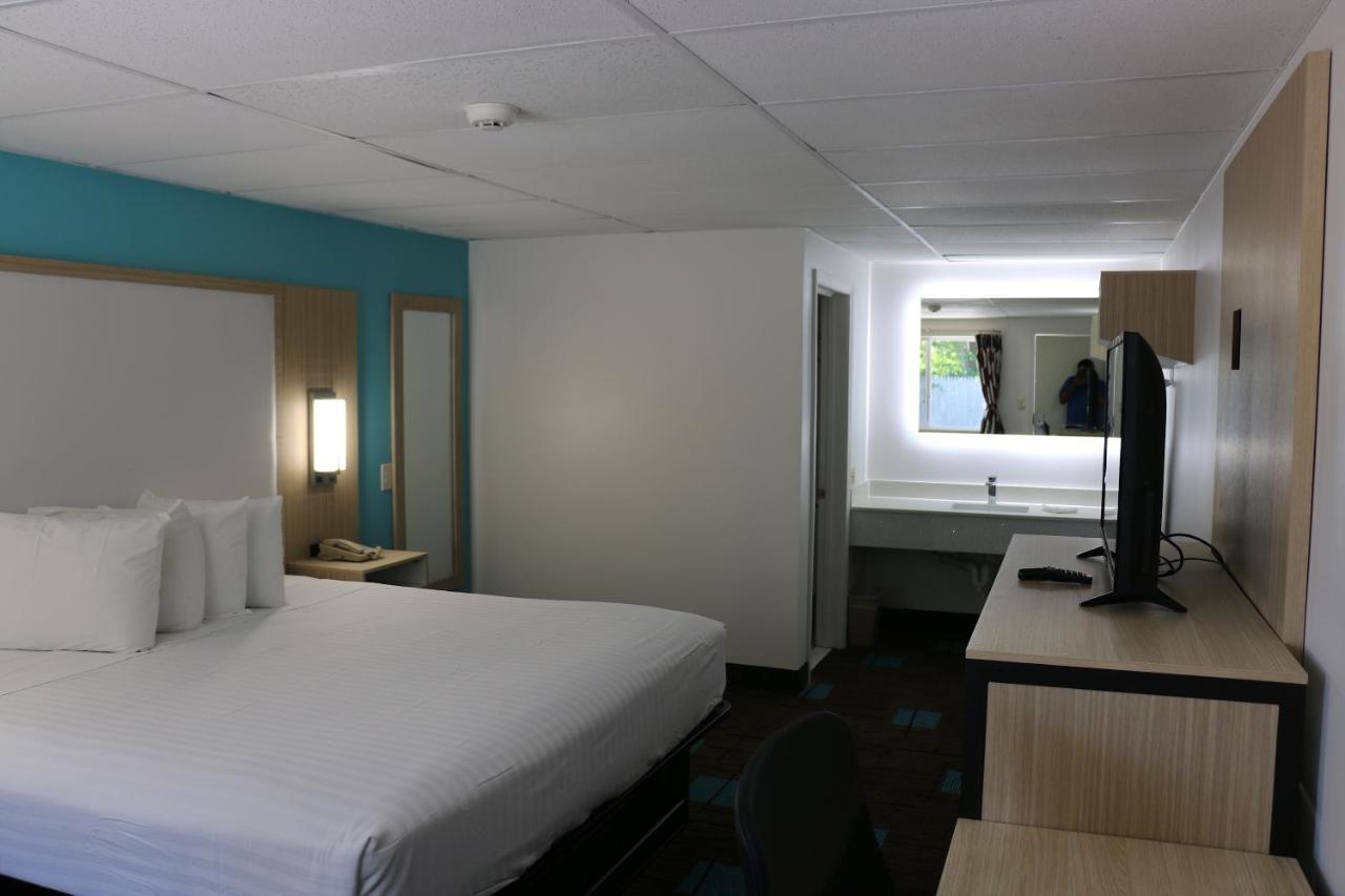 Howard Johnson By Wyndham West Yarmouth Cape Cod 外观 照片