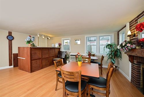 Howard Johnson By Wyndham West Yarmouth Cape Cod 外观 照片